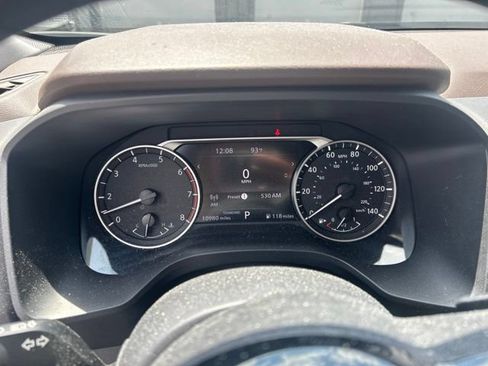 Used 2023 Nissan Rogue SV FWD image 2