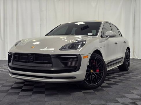 Certified 2024 Porsche Macan GTS image 1