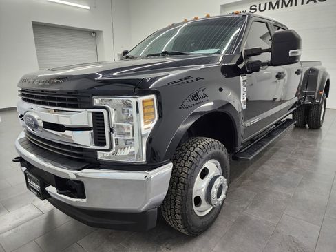Used 2019 Ford F350 XL w/ STX Appearance Package image 7