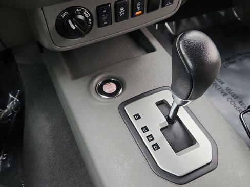 Used 2020 Nissan Frontier SV AWD/4WD image 42