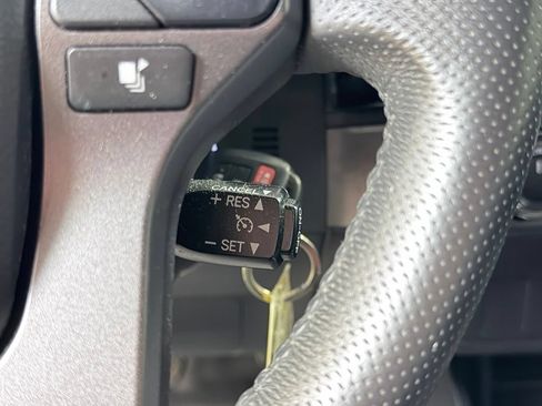Used 2017 Toyota Tacoma TRD Sport w/ Tow Package AWD/4WD image 41