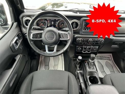 Used 2021 Jeep Gladiator Overland w/ Cold Weather Group image 17