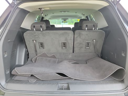 Used 2020 Chevrolet Traverse LS FWD image 7