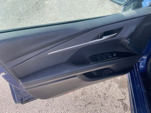 Used 2025 Toyota Camry SE image 21