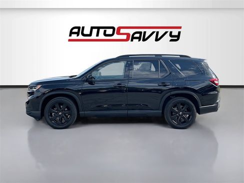 Used 2025 Honda Pilot Black Edition image 4