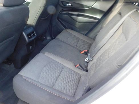 Used 2018 Chevrolet Equinox LT image 26