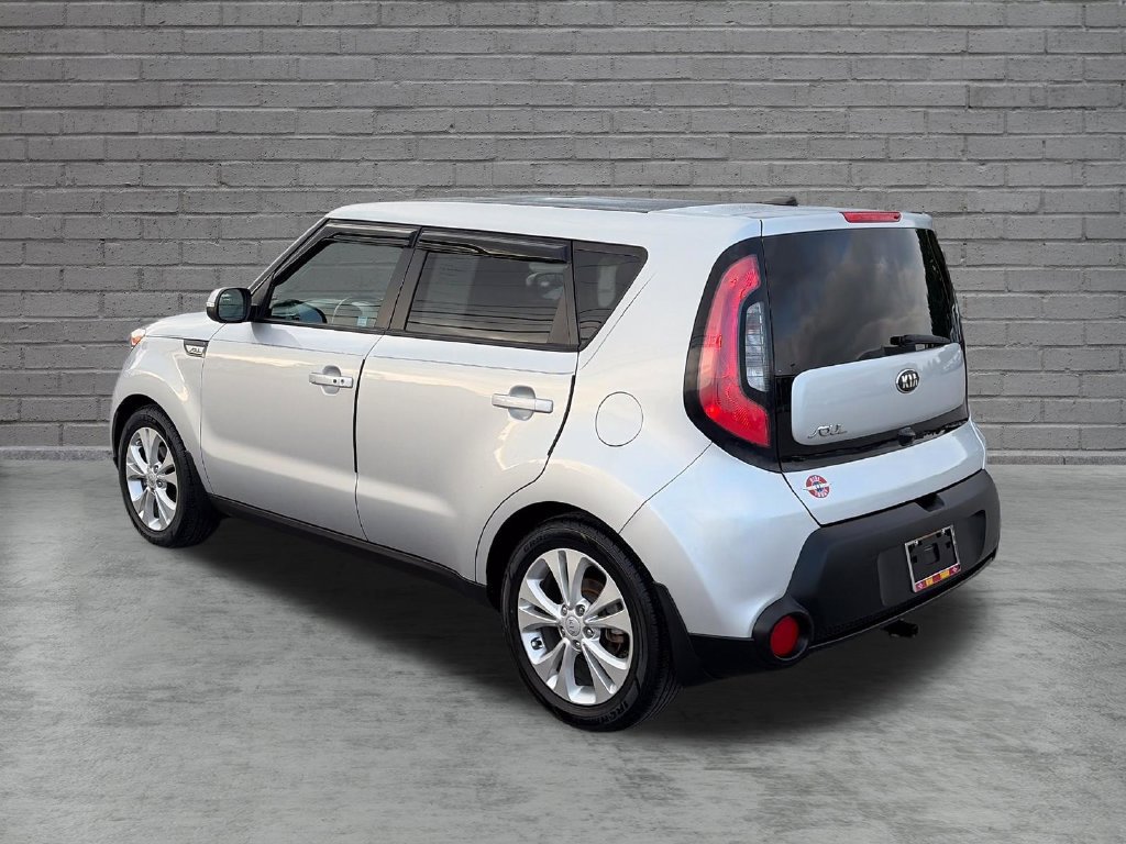 Used 2014 Kia Soul + w/ Primo Package FWD image 4