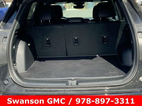 New 2026 GMC Terrain AT4 w/ Technology Package II AWD/4WD image 25