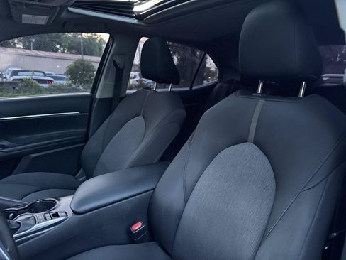 Used 2020 Toyota Camry LE w/ Sunroof Package FWD image 13