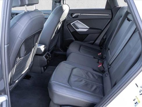 Used 2025 Audi Q3 2.0T Premium image 20