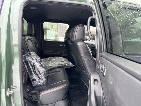 Used 2023 Nissan Frontier PRO-4X w/ Pro-4X Premium Package image 15