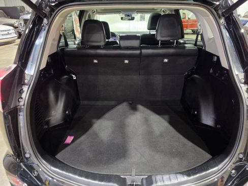 Used 2016 Toyota RAV4 Limited AWD/4WD image 29