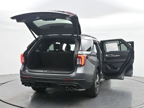 New 2026 Ford Explorer ST AWD/4WD image 37