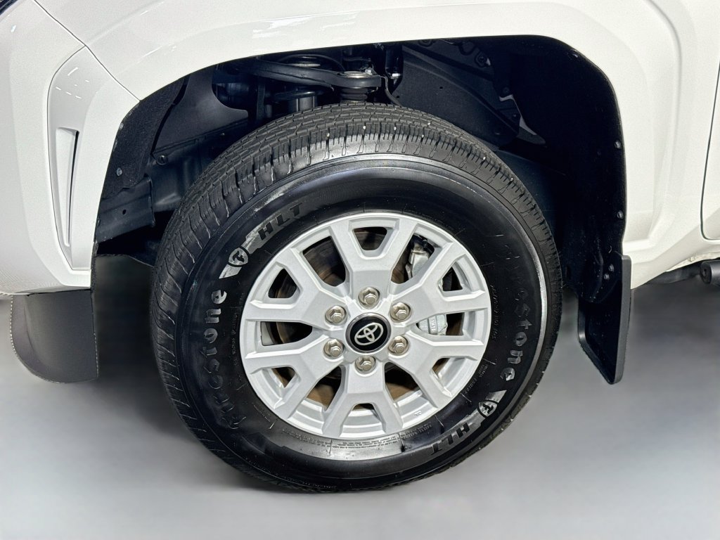 Used 2026 Toyota Tacoma SR5 RWD image 4