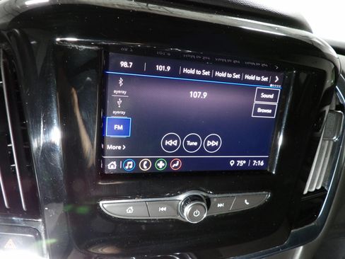Used 2020 Chevrolet Traverse LS FWD image 18