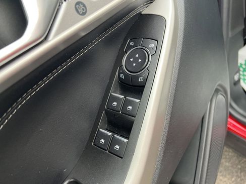 Used 2021 Ford Explorer Limited w/ Equipment Group 301A image 17