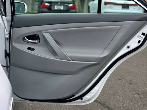 Used 2009 Toyota Camry Hybrid image 31