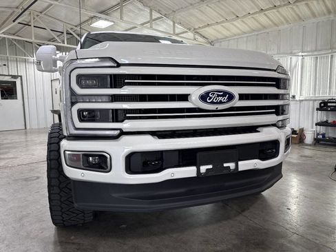 Used 2026 Ford F250 Platinum w/ Platinum Plus Package AWD/4WD image 18