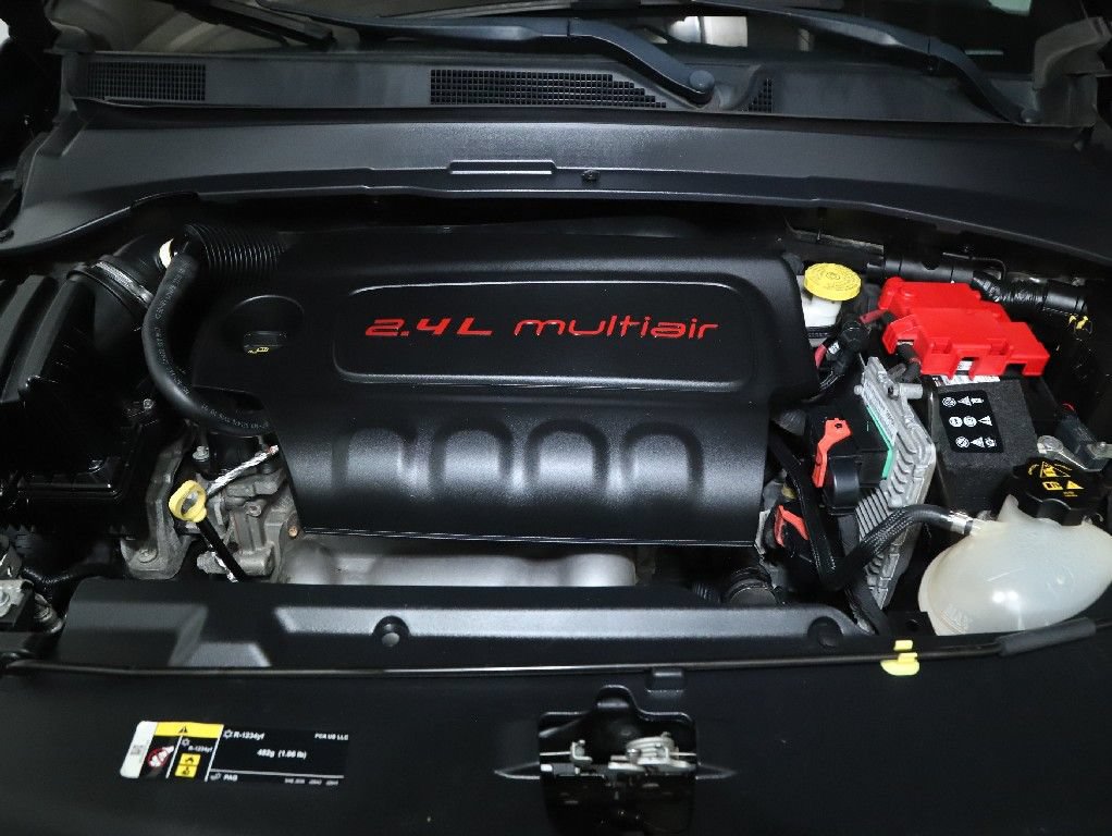 Used 2019 Jeep Compass Latitude AWD/4WD image 35