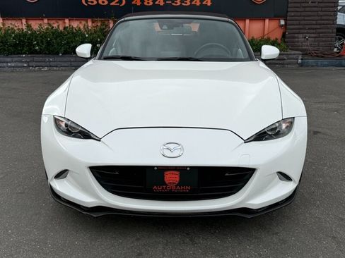 Used 2018 MAZDA MX-5 Miata Grand Touring RWD image 3