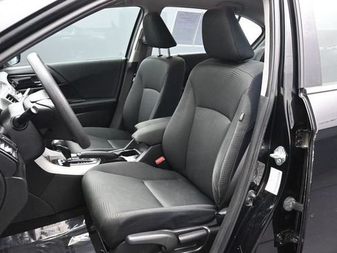 Used 2016 Honda Accord LX image 5