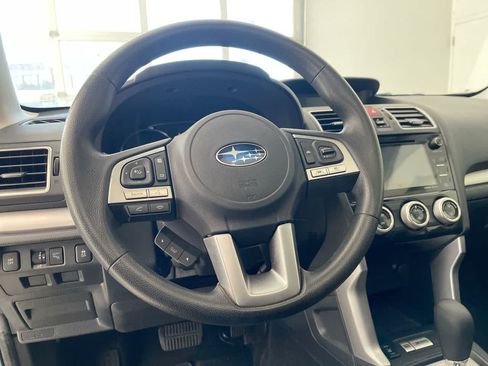 Used 2017 Subaru Forester 2.5i Premium AWD/4WD image 14