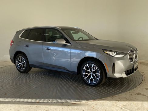 New 2026 BMW X3 xDrive30 w/ Premium Package AWD/4WD image 6