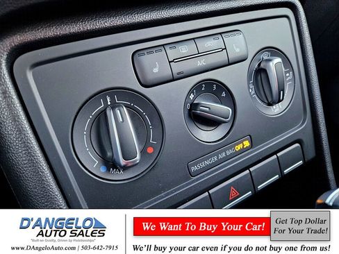 Used 2013 Volkswagen Beetle 2.5 image 28