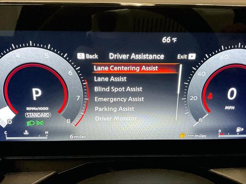 New 2025 Nissan Kicks SR w/ SR Premium Package FWD image 57