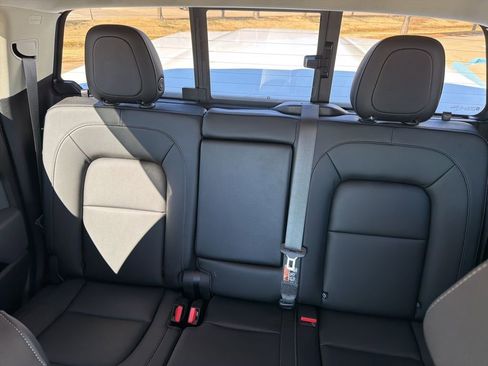 Used 2020 Chevrolet Colorado Z71 image 31