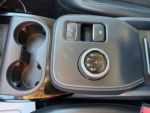 Used 2024 Ford Mustang Mach-E Premium image 30