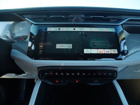 New 2026 Jeep Cherokee Limited image 28