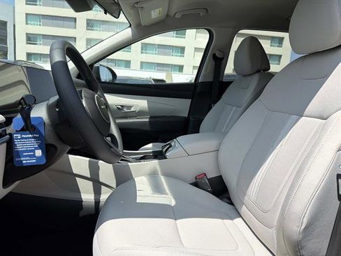 New 2026 Hyundai Tucson SEL FWD image 17