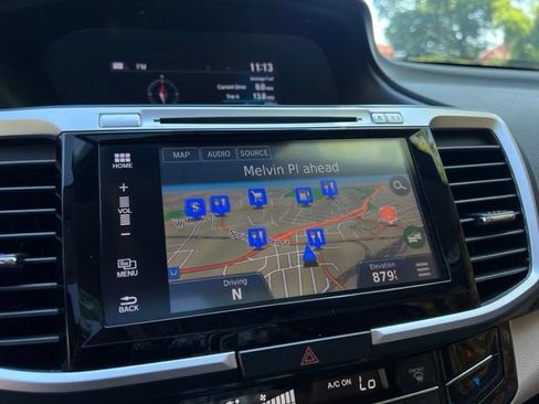 Used 2017 Honda Accord Touring image 43