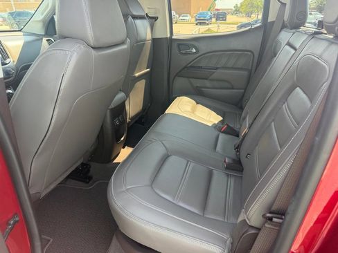 Used 2022 GMC Canyon Denali RWD image 20