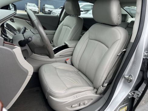 Used 2010 Buick LaCrosse CXL FWD image 21