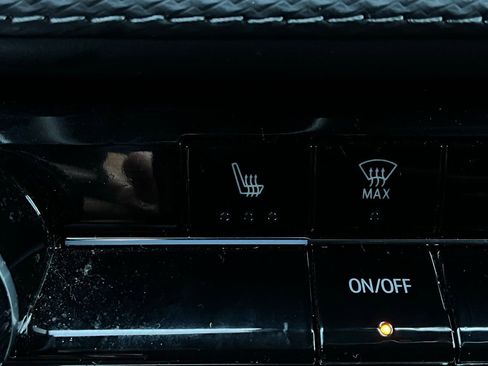 Used 2025 Chevrolet Equinox LT image 25