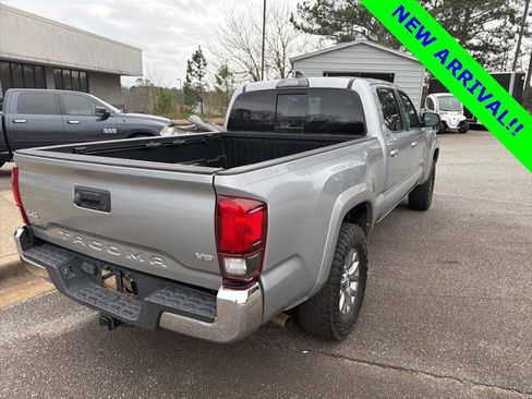 Used 2019 Toyota Tacoma SR5 image 4