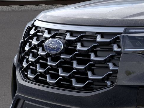 New 2026 Ford Explorer Platinum image 17