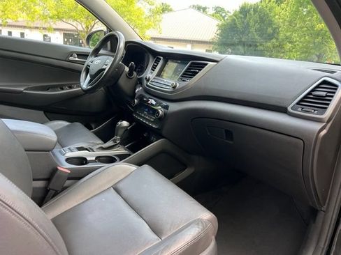 Used 2016 Hyundai Tucson Limited w/ Option Group 03 AWD/4WD image 20