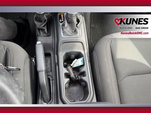 Used 2023 Jeep Wrangler Sport S image 17