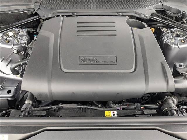 Used 2025 Land Rover Discovery S AWD/4WD image 18