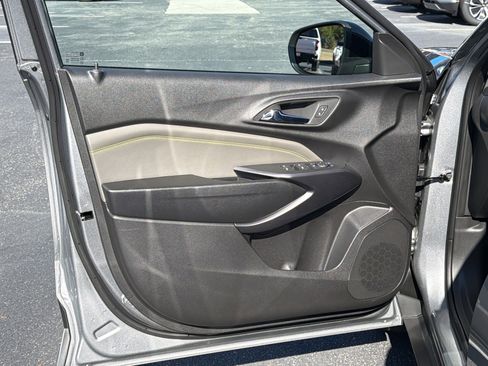 New 2026 Chevrolet Trax ACTIV w/ Sunroof Package image 10