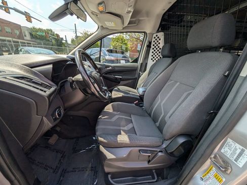 Used 2018 Ford Transit Connect XLT FWD image 14