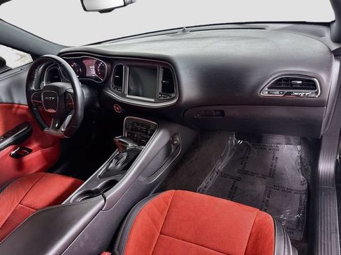 Used 2015 Dodge Challenger SRT Hellcat RWD image 28