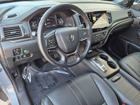 Certified 2023 Honda Passport TrailSport image 11