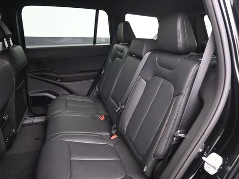 New 2026 Jeep Cherokee Limited AWD/4WD image 2