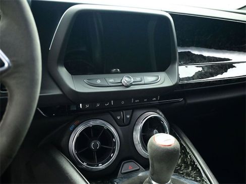 Used 2022 Chevrolet Camaro SS image 15