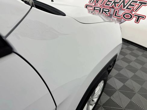 Used 2022 Jeep Cherokee Latitude Lux FWD image 32