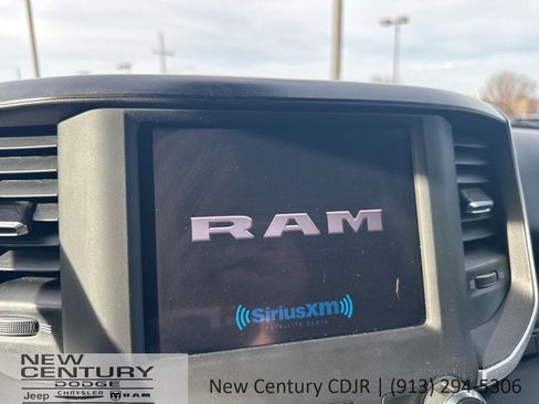 Used 2023 RAM 1500 Big Horn AWD/4WD image 32